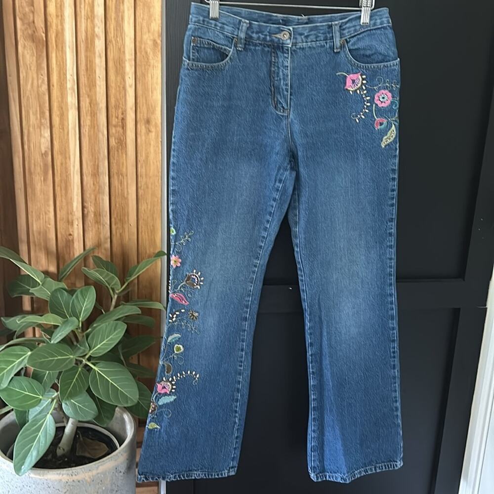 Vintage Christopher & Banks Floral Embroidered Wide Leg Denim. Size 6